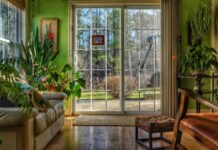 How Nancy Reagan Gave Glamour and Class to the White House